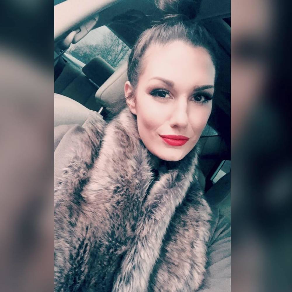 Meet your Posher, Madison